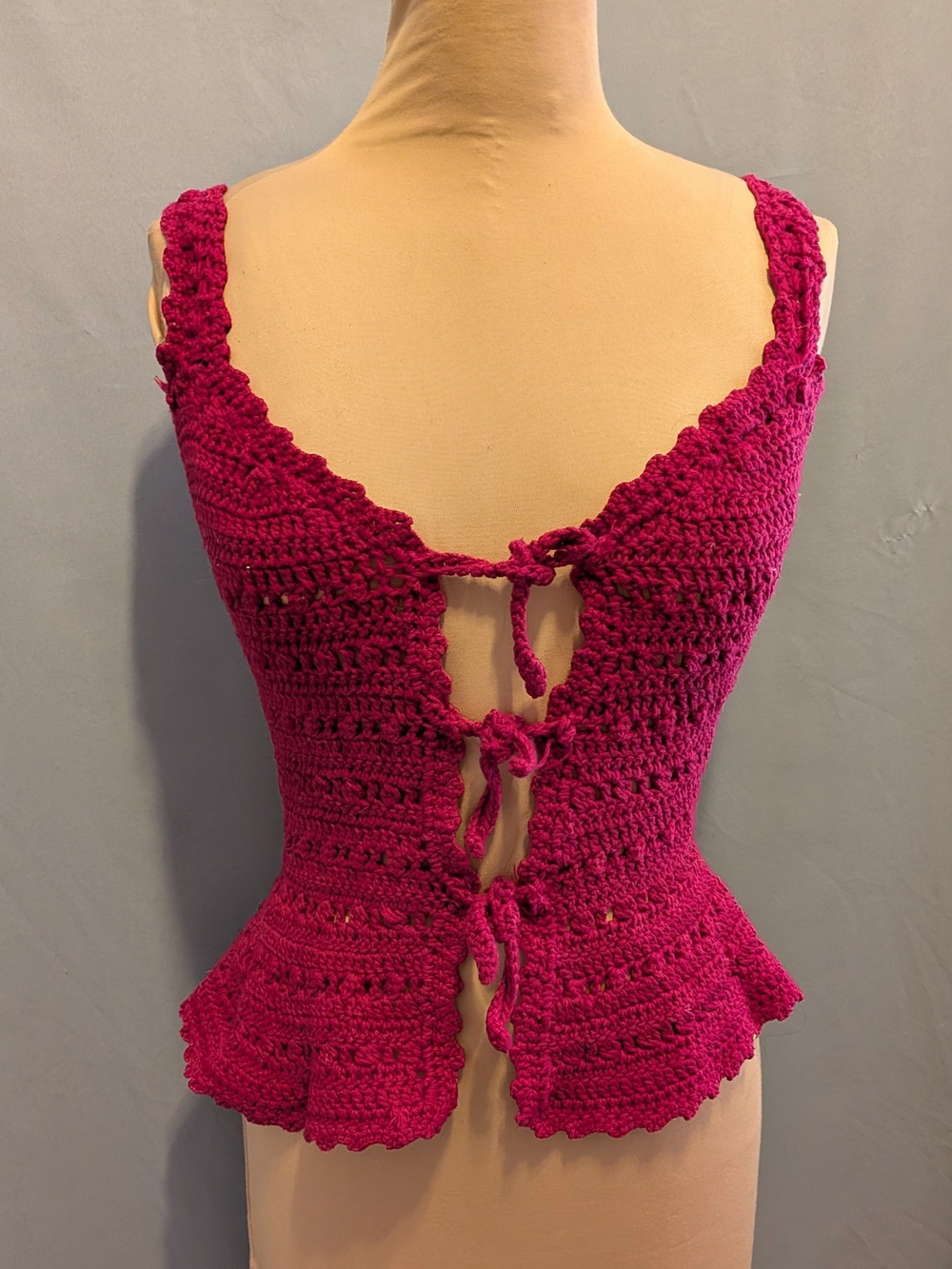 Fuchsia Crochet Tie-front Peplum Camisole XS